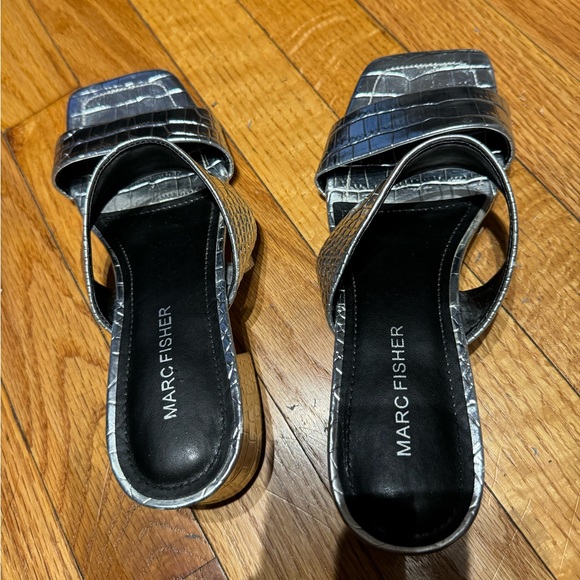 Alligator Crocodile Animal Print Slip Embossed shiny wide Strap Chunky block hel - Picture 9 of 9